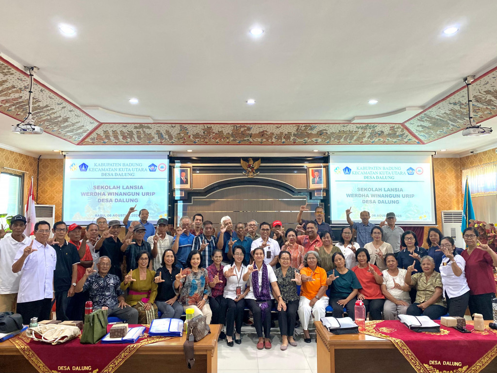 Pertemuan Kesebelas: Sekolah Lansia Werdha Winangun Urip Dalung Bahas Cara Sederhana Kurangi Stres